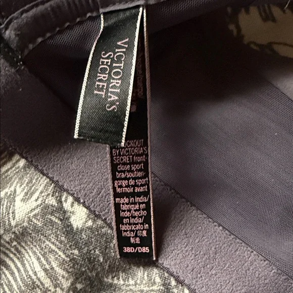 Victoria's Secret Knockout PurpleGray Front-Zip Sports Bra - Picture 2 of 3